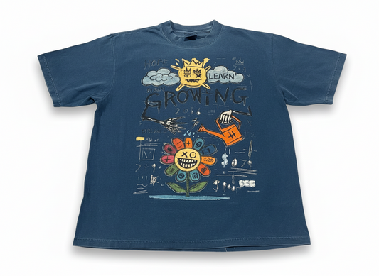 GROWiNG HAND-DRAWN T-SHiRT